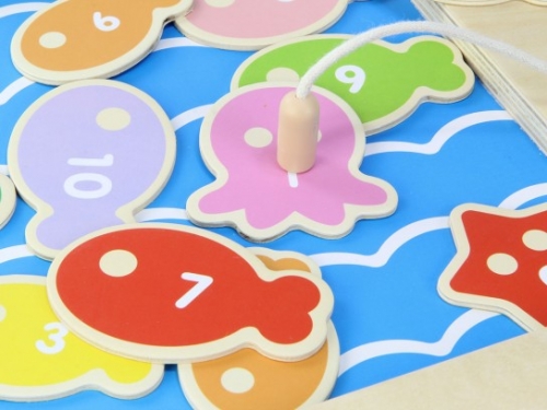 Fishing game board2.jpg