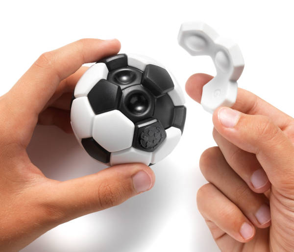 Plugs and Play Ball - Smart Games – Image 3