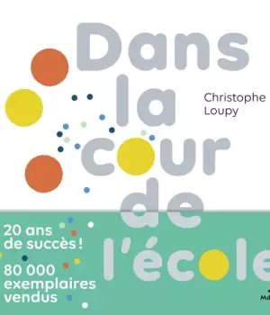 Dans la cour de l'école